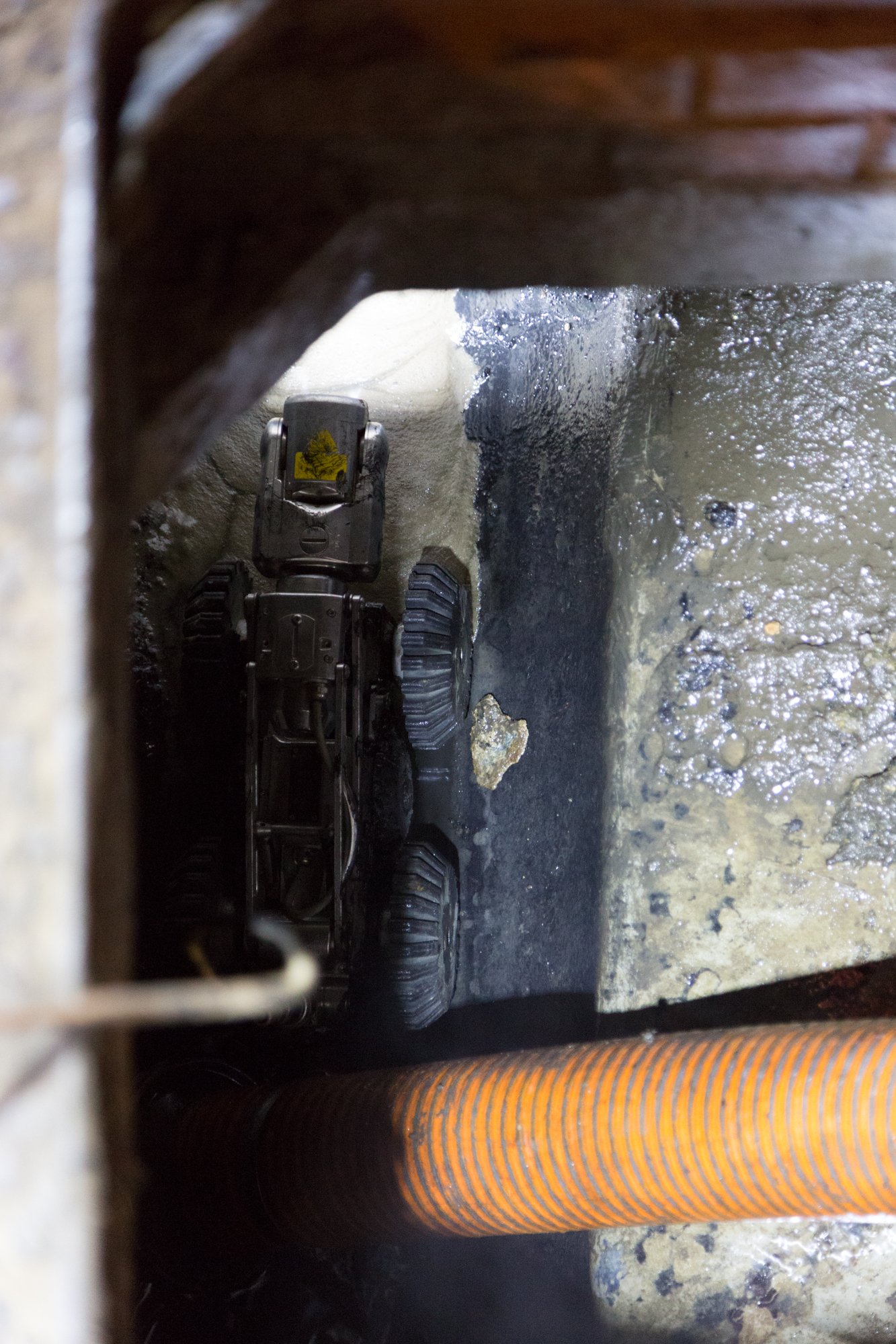 Hydro Cleansing - CCTV Drain Surveys - CCTV-Inspection - Image 3